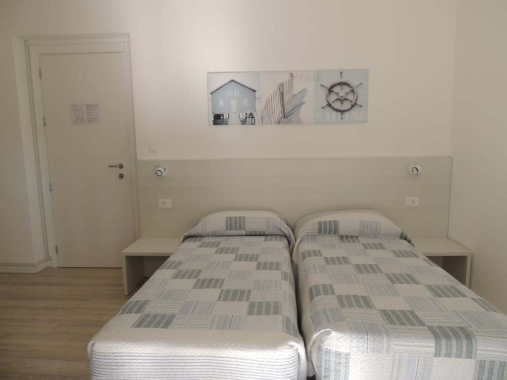 Hotel Ai Fiori Grado Exterior photo
